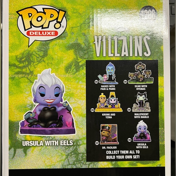 Funko POP Villains Assemble: Ursula with Eels - Picture 4 of 5